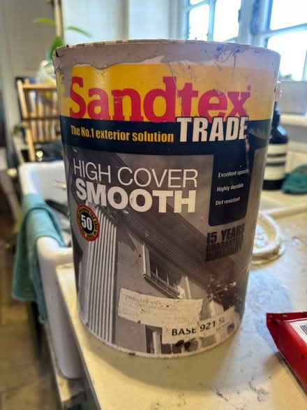 Photo of free Exterior paint, some sort of green, 1.5-2L (East Hendred OX12) #1