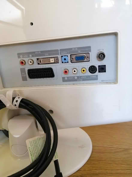 Photo of free TV and Digibox (Rainham Mark ME8) #2