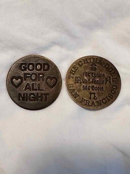 Photo of free US saloon metal coins (McKellar Park) #1