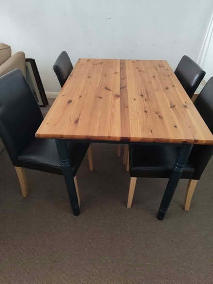 Photo of free Table and chairs (Harmondsworth UB7) #1