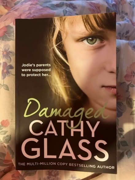 Photo of free Book: Damaged by Cathy Glass (Brinnington SK5) #1