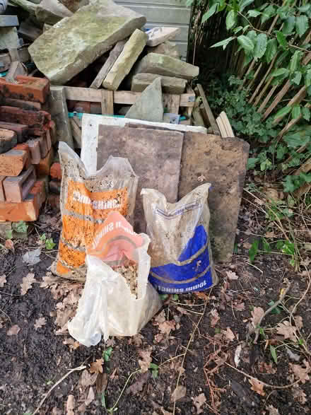 Photo of free 2.5 bags shingle 20 mm & 10 mm (Sunningdale SL5) #1