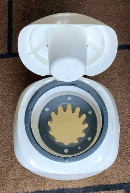 Photo of free Tommee Tippee Nappy Disposal Bin (Coppetts Wood N12) #3