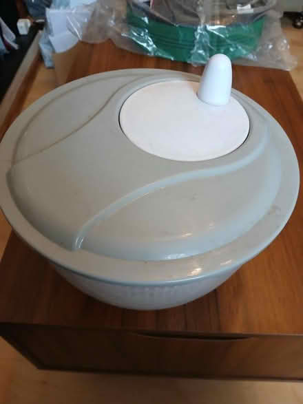 Photo of free Salad spinner (Woodside SE25) #1