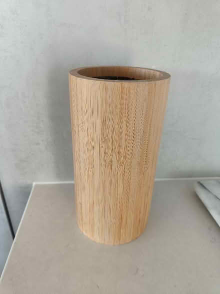 Photo of free Universal bamboo knife block (Hove BN3) #1