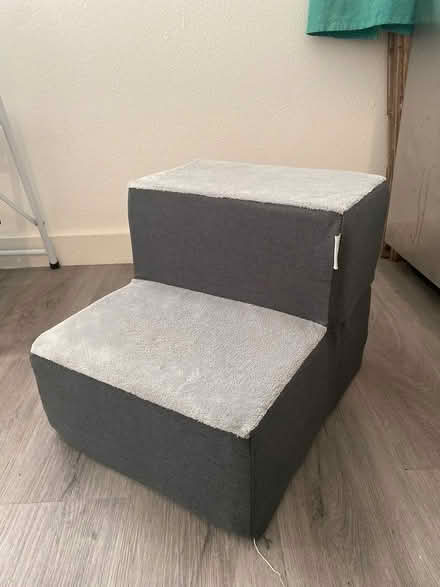 Photo of free Stair steps for SMALL pets (Richmond) #1