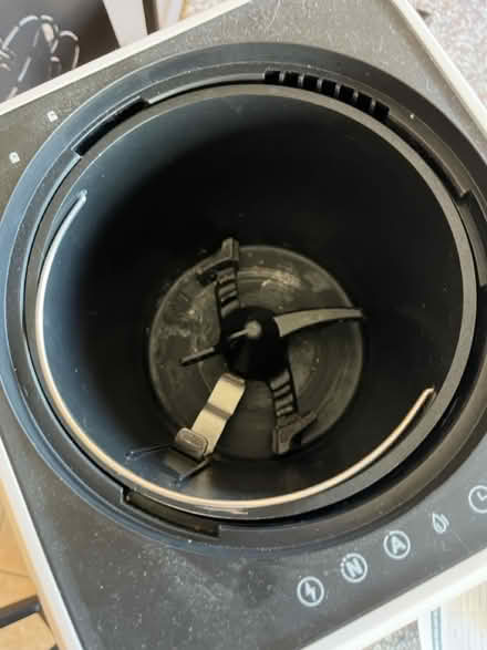 Photo of free Electric compostet (The manor) #3