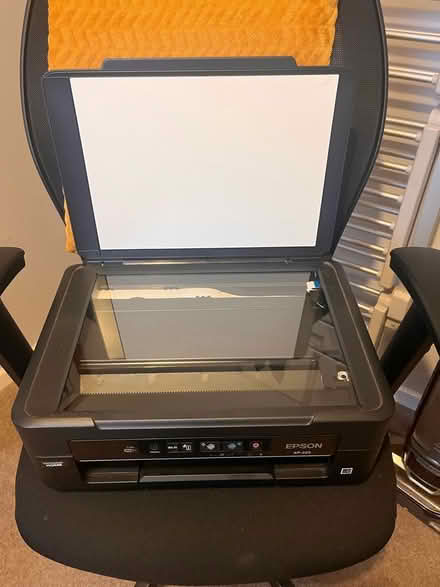 Photo of free Epson Printer XP 225 (Clifton CA10) #2