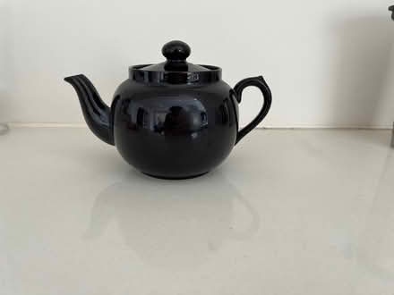 Photo of free Small teapot never used (Radlett WD7) #1
