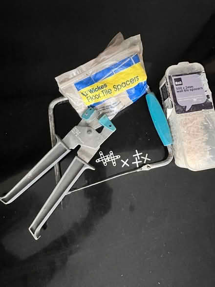 Photo of free Equipment for tile projects (Tivoli GL50) #1