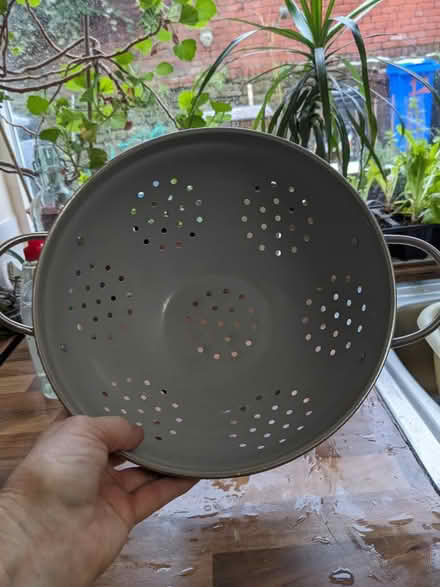 Photo of free Colander (Meersbrook S8) #1