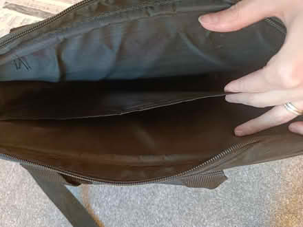 Photo of free Hp laptop satchel (Hove BN3) #3