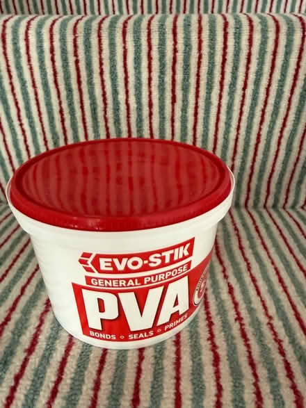 Photo of free PVA glue (Crown Wood RG12) #1