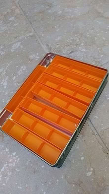 Photo of free metal biscuit tin (Risinghurst OX3) #3