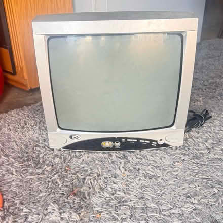 Photo of free 13 inch color TV (Ypsilanti Township) #2