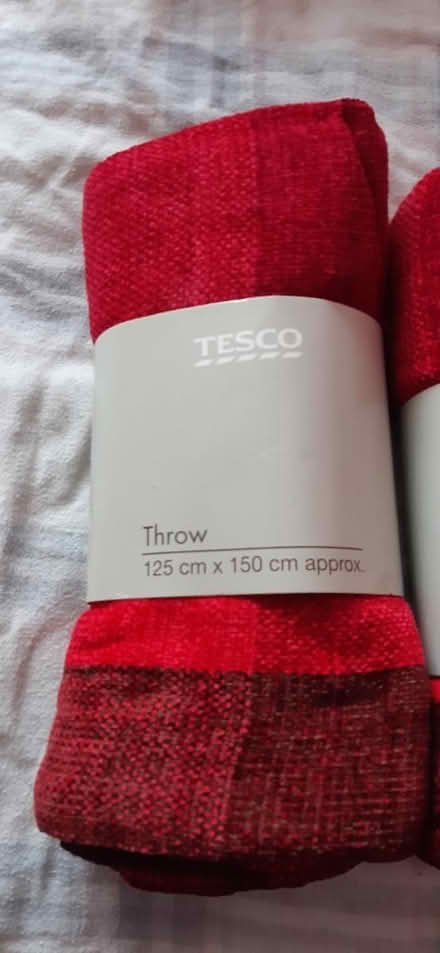 Photo of free Throw (HP21 Aylesbury) #1