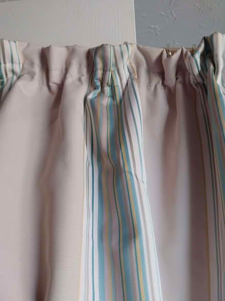 Photo of free Pair of double sided curtains. (Winshill DE15) #3