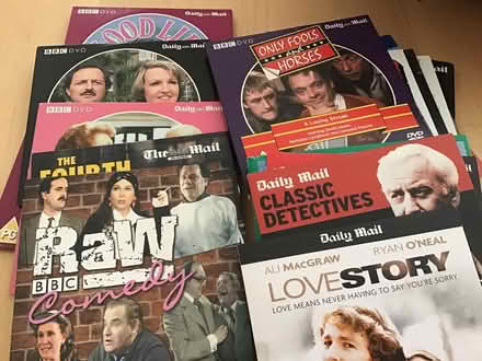 Photo of free CDs (Hyde Heath HP6) #1