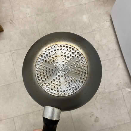 Photo of free frying pan (CB2 near Cambridge Station) #2