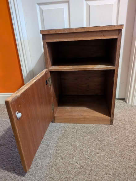 Photo of free small cabinet with laminate top (Staveley LA8) #3