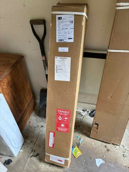 Photo of free 3 sets of slatted blinds - white (Doddinghurst CM15) #3