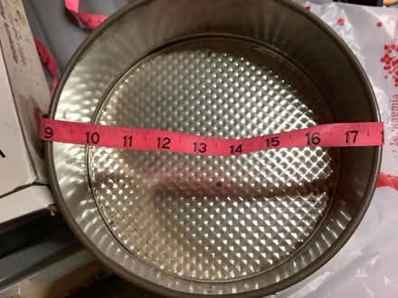 Photo of free Cake Tins Galore (DA1) #3