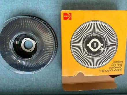 Photo of free Slide carousel (Dean Court OX2) #1