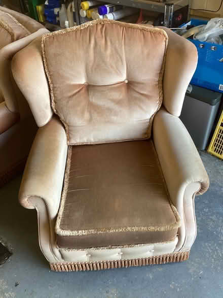 Photo of free Sofa (Kendal LA9) #2