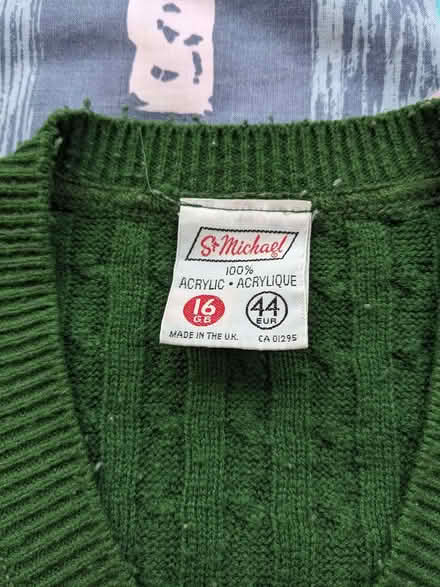 Photo of free Green jumper (Caversham Park RG4) #3