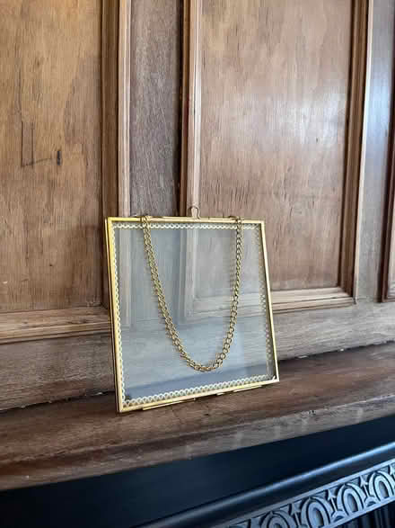 Photo of free Double sided glass/gold metal frame (G12 9RY - Hyndland) #1