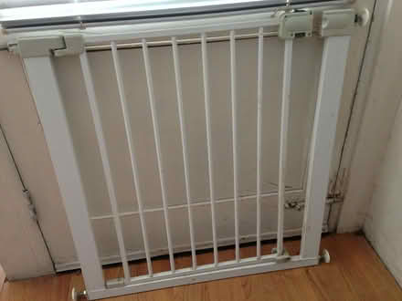 Photo of free baby gate (Sidbury EX10) #1