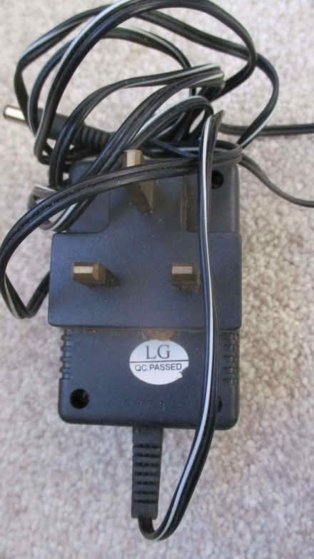 Photo of free 10.5v DC power adapter (Innsworth GL3) #1