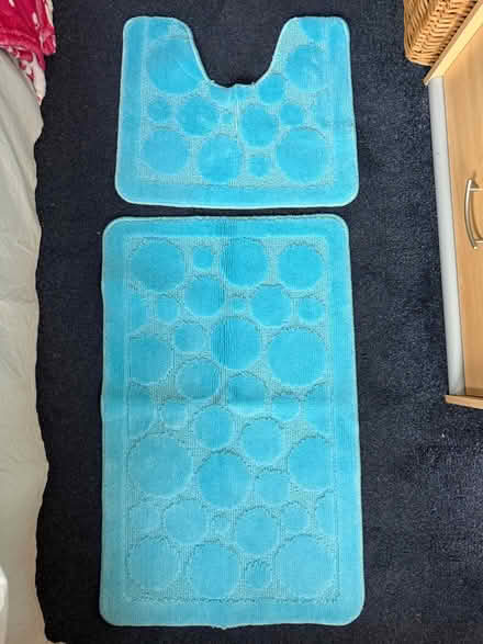 Photo of free Bathroom mats (Barking IG11) #1