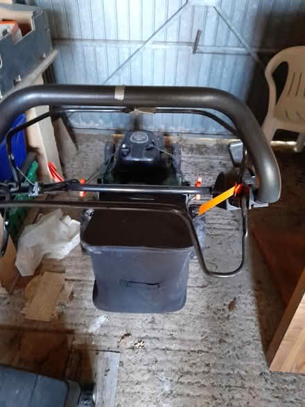 Photo of free Non working petrol mower (Po9 3ht) #3