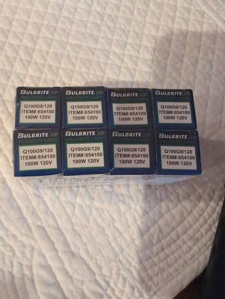 Photo of free G9 100W Halogen Lamps (Zephyr Cove Shopping Center) #2