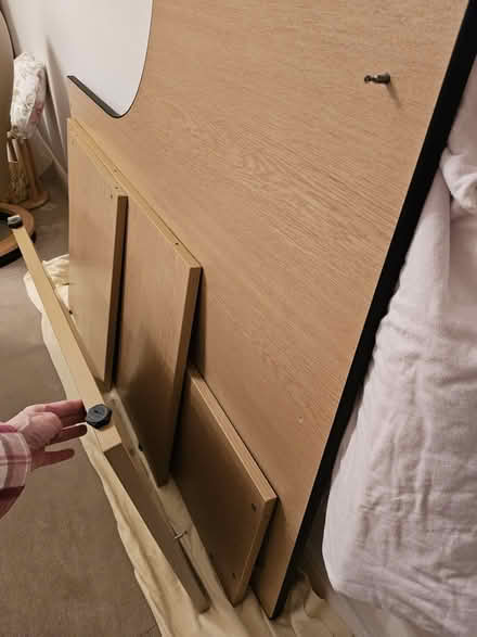 Photo of free Desk (Fareham PO15) #2