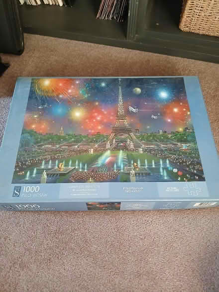 Photo of free Jigsaw 1000 piece (Fairfield Park) #1