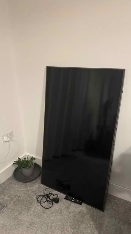 Photo of free Samsung 55” TV for parts (PE6) #1