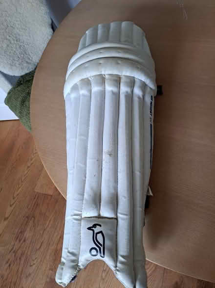 Photo of free Men's Cricket Pads (Lemsford AL8) #1