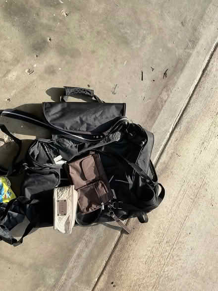 Photo of free Tote. And shopping bags (Off Linwood) #2