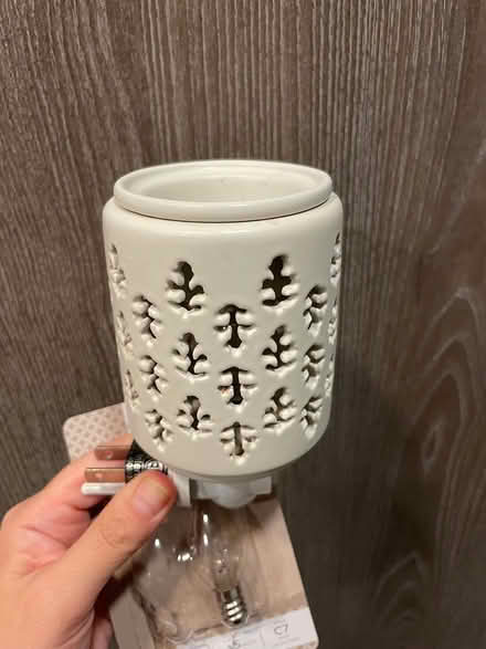 Photo of free wax melt warmer (Kirkland) #1