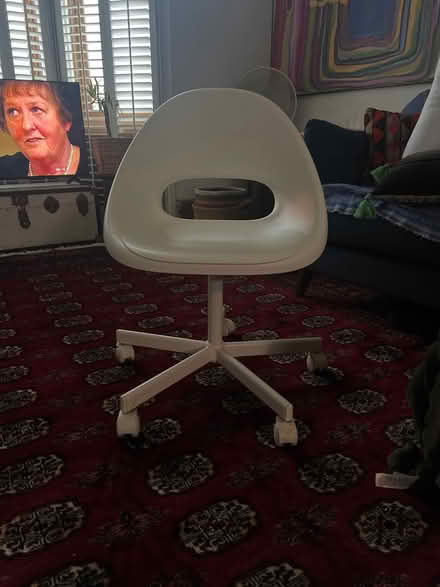 Photo of free White desk chair for child (Brockley SE4) #1