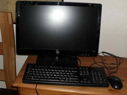 Photo of free Monitor, keyboard, mouse (Toxteth L8) #1