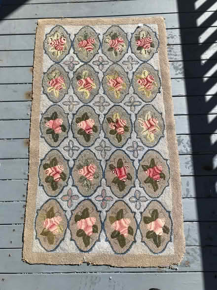 Photo of free Rug (41 Hodges Avenue. Taunton) #1