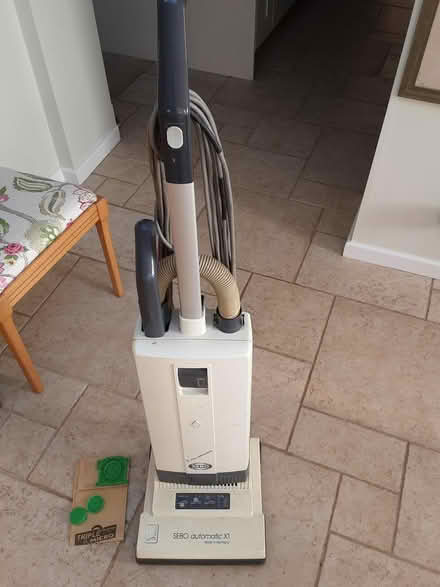 Photo of free sebo vacuum cleaner (Charmouth DT6) #2