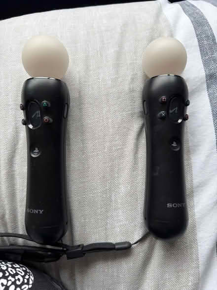 Photo of free VR controllers (Barking IG11) #1