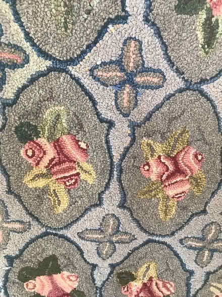 Photo of free Rug (41 Hodges Avenue. Taunton) #2