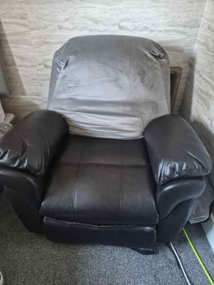 Photo of free Electric recliner (Stradbroke S13) #1