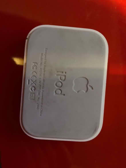 Photo of free Apple iPod dock (Uxbridge UB8) #2