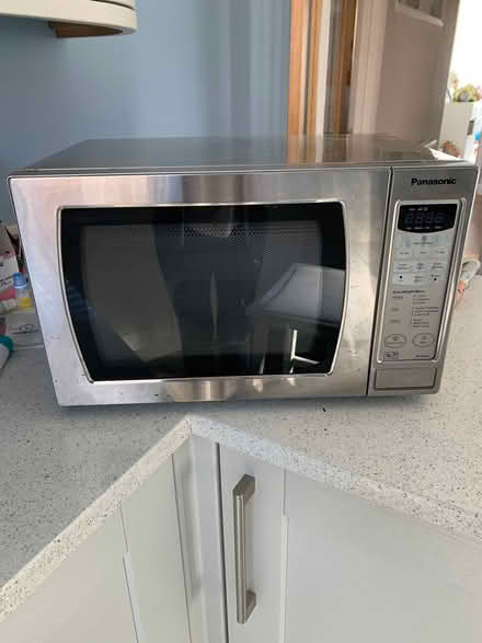 Photo of free Microwave (Emsworth PO10) #1